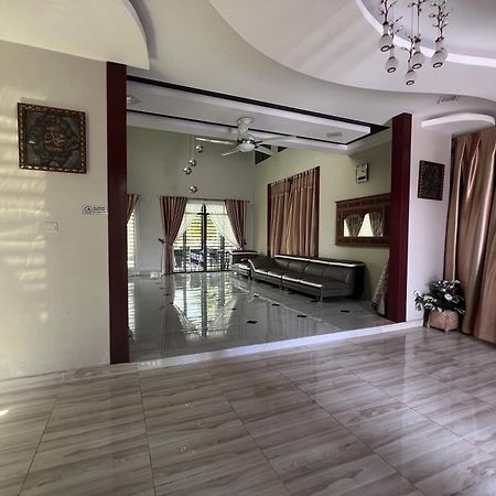 Nurbayu Chalet, Kemaman กวนตัน ภายนอก รูปภาพ