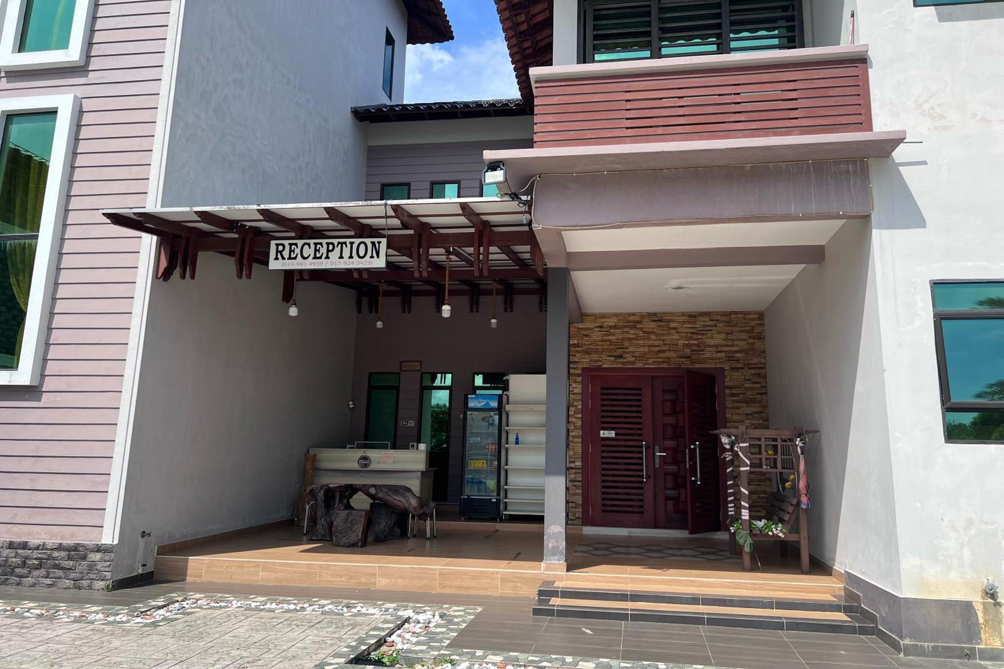 Nurbayu Chalet, Kemaman กวนตัน ภายนอก รูปภาพ