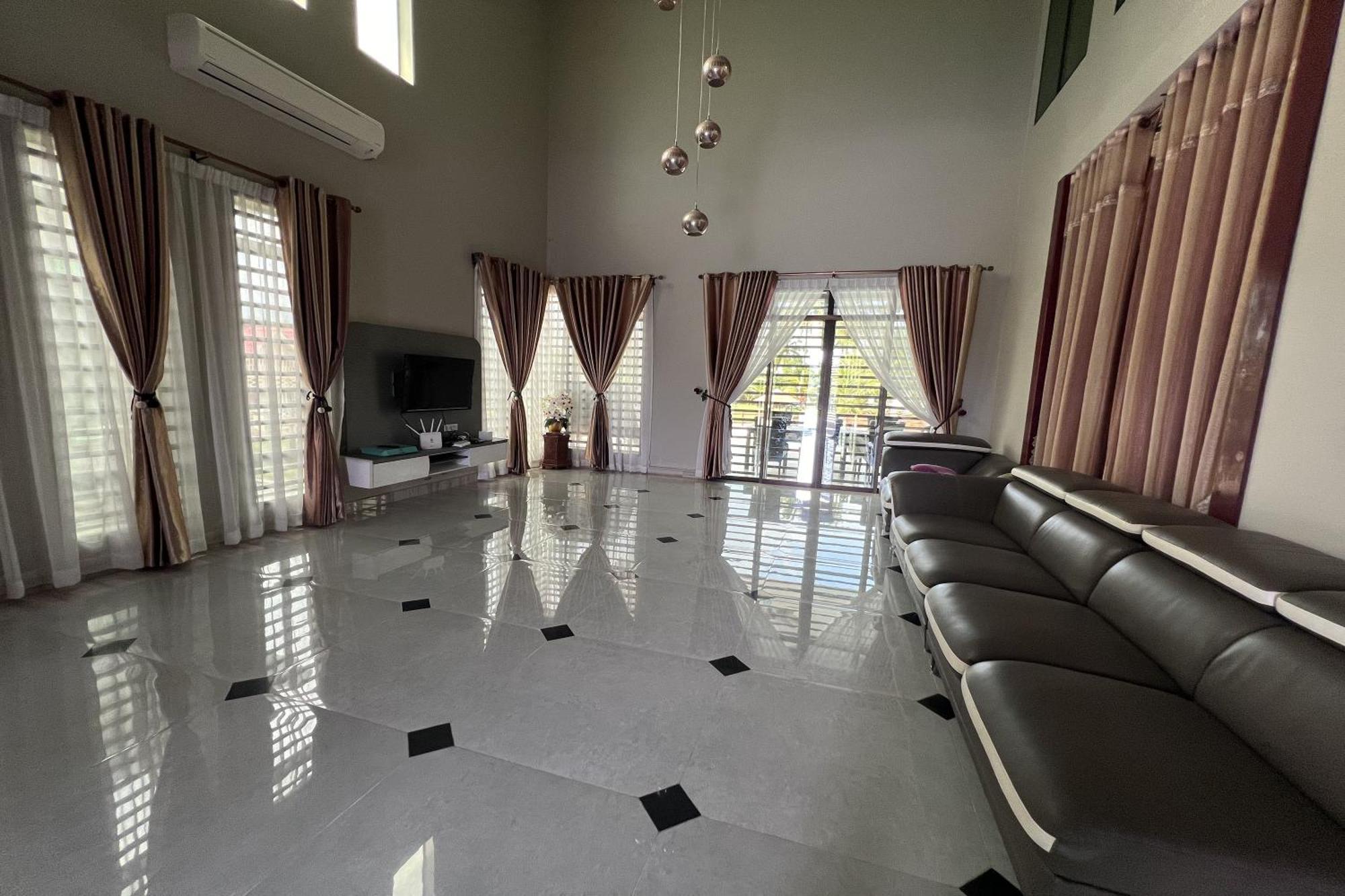 Nurbayu Chalet, Kemaman กวนตัน ภายนอก รูปภาพ