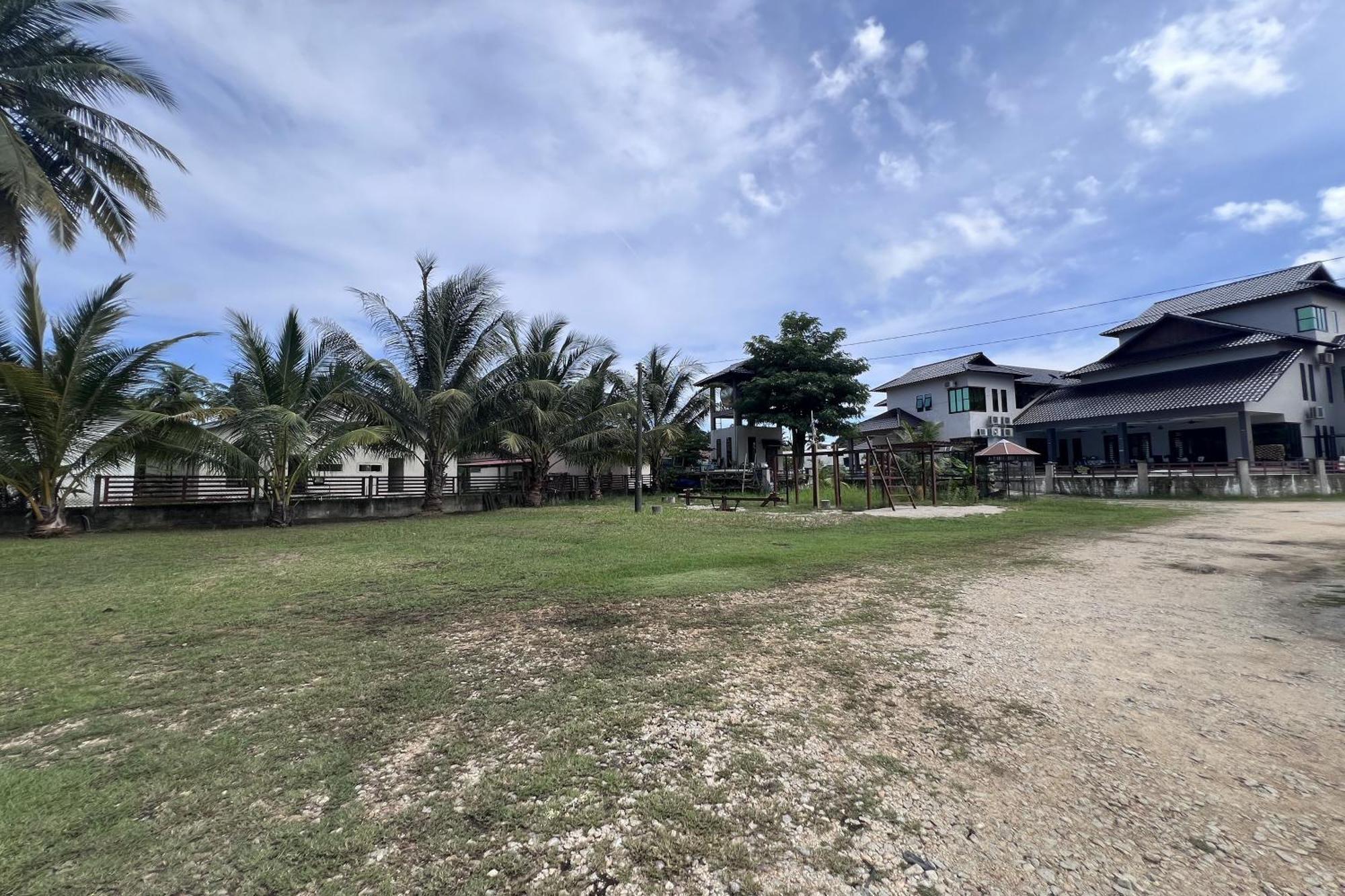 Nurbayu Chalet, Kemaman กวนตัน ภายนอก รูปภาพ