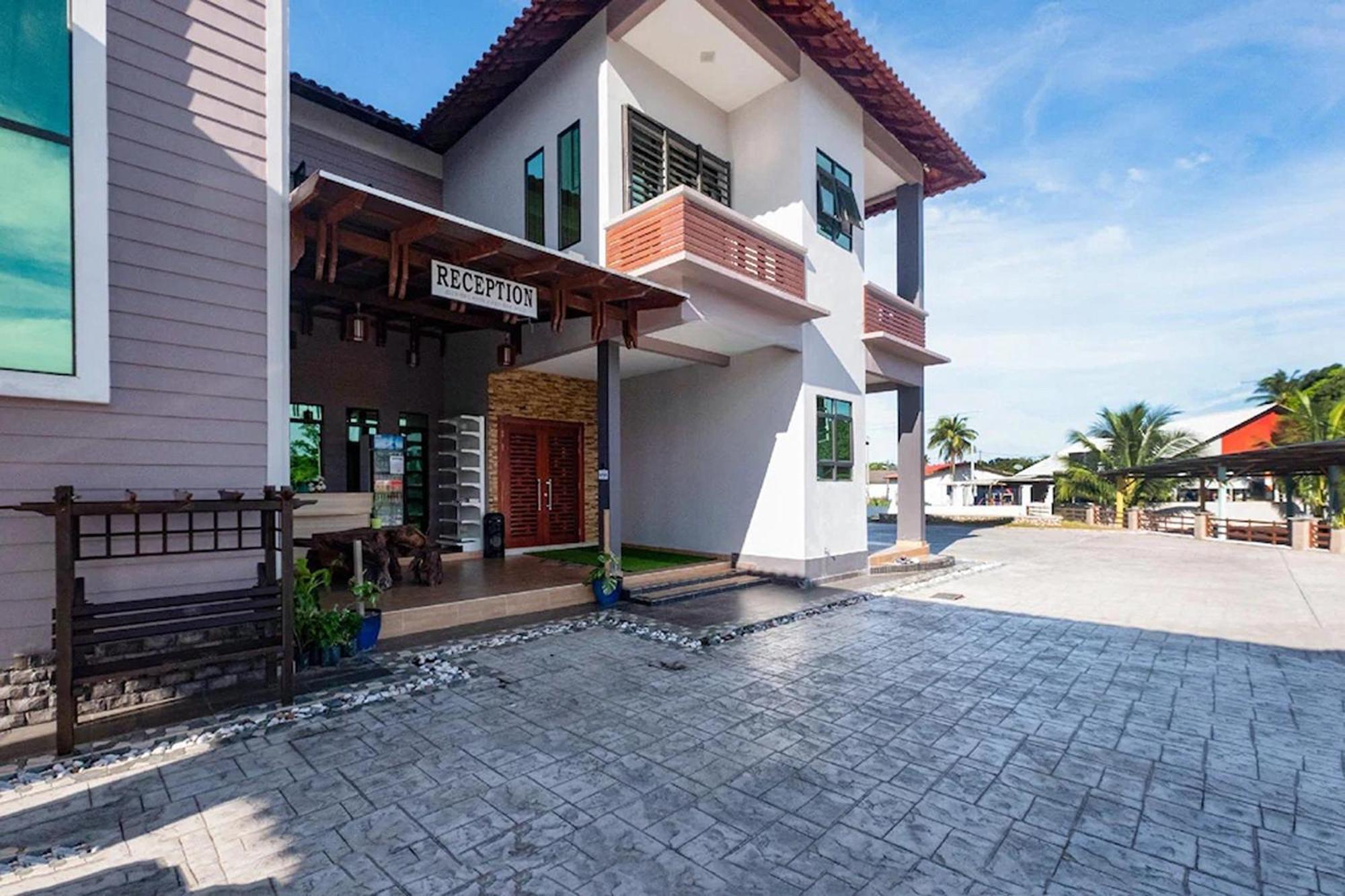 Nurbayu Chalet, Kemaman กวนตัน ภายนอก รูปภาพ